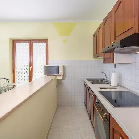 Stunning Apartment In Labin With Kitchen Ravni
