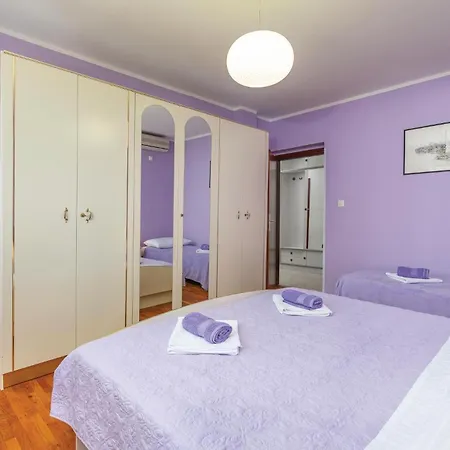 Stunning Apartment In Labin With Kitchen Apartment