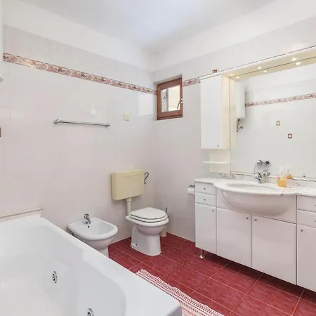 Stunning Apartment In Labin With Kitchen Apartment Ravni