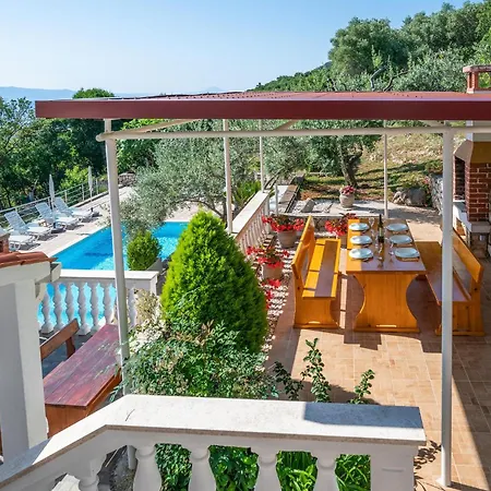 Stunning Apartment In Labin With Kitchen Apartment